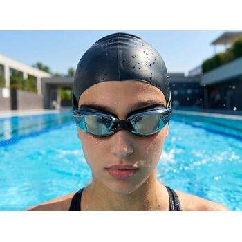 Шапочка для плавания Aquasana, черная
