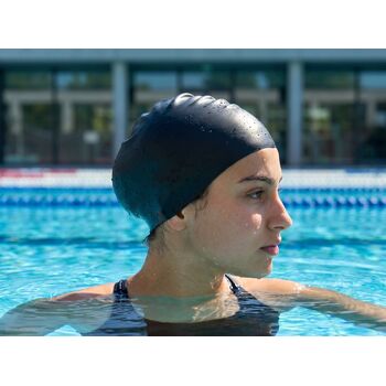 Шапочка для плавания Aquasana, черная