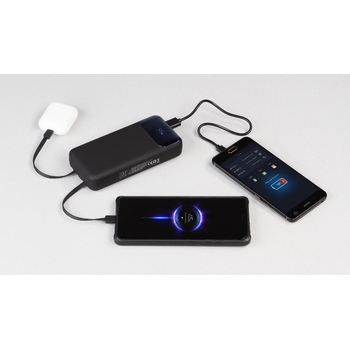Зарядное (22.5W) устройство "Top Grade SOFTTOUCH" 20000 mAh с подсветкой логотипа, встроенными кабелями и цифровым индикатором заряда
