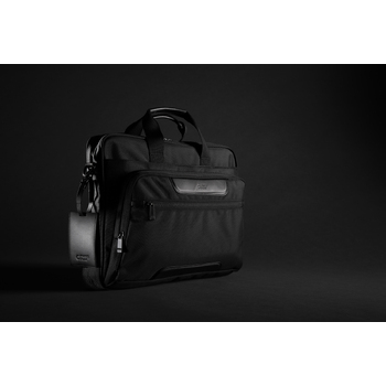 Сумка для ноутбука Swiss Peak Voyager из RPET AWARE™, 15,6"