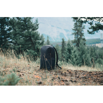 Антикражный рюкзак для ноутбука Swiss Peak с RFID-защитой из rPET AWARE™, 15,6’’