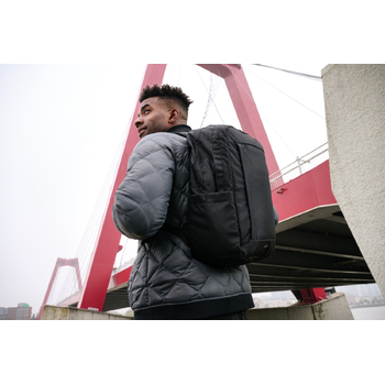 Рюкзак для ноутбука Swiss Peak Edin из rPET Aware™, 15.6"