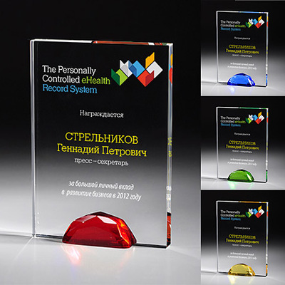 Награда из стекла